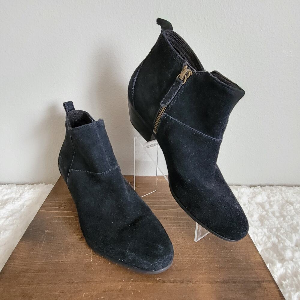 Timberland Black Carleton Side-Zip Suede Ankle Booties Women's Size 7